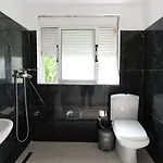 In Delvine Villa Rusan